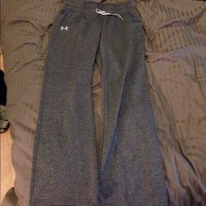 Under armour sweats $25 including shipping paypal!