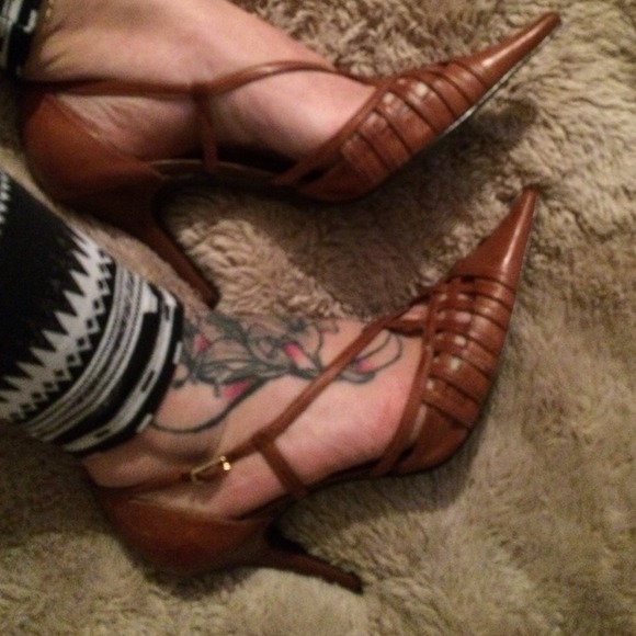 TRADED Bcbg shoes:) - Picture 3 of 4