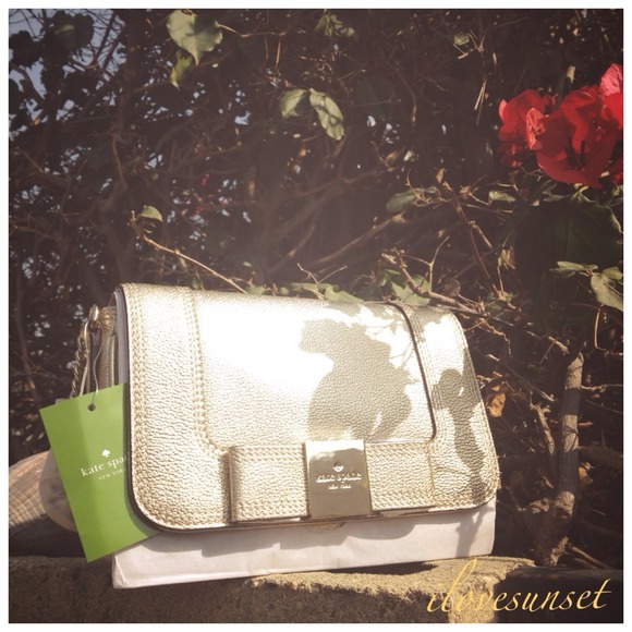 Kate Spade Bags - π±PM_Editor Pickπ±Kate Spade Primrose Hill Gold Kate Spade Bags - π±PM_Editor Pickπ±Kate Spade Primrose Hill Gold