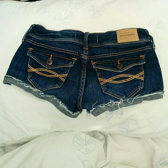 Abercrombie Kids denim cuffed shorts - Picture 2 of 4