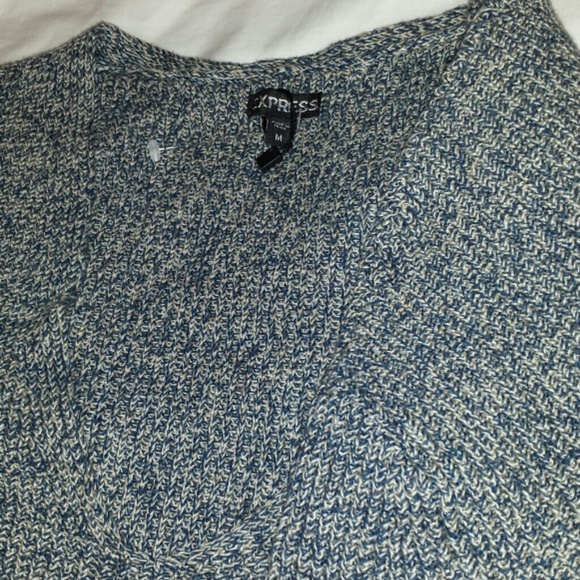 Sweater - Picture 1 of 3