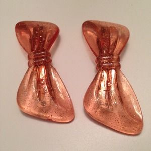 Hair Barrette  [$1.00]