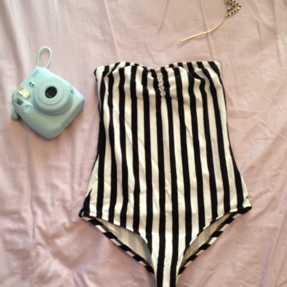 Forever 21 bodysuit