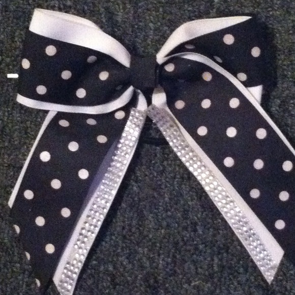 glamorous polka dot bow.
