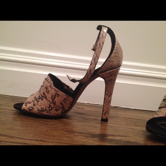 Brand new Derek Lam python pumps! - Picture 2 of 4