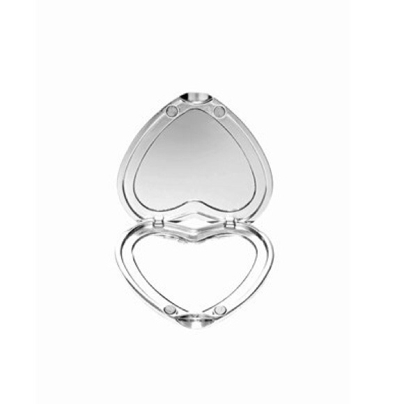 Marc Jacobs Heart Shaped Compact
