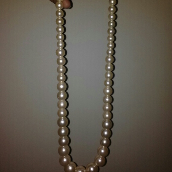 Chunky pearl Necklace