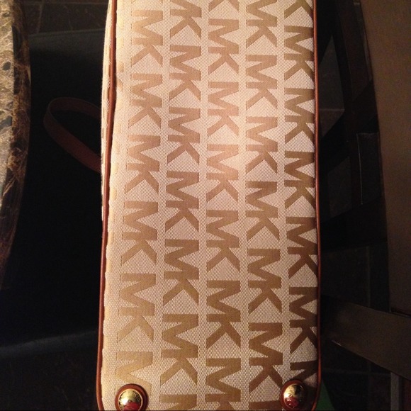 Large Michael Kors tote - Picture 4 of 4