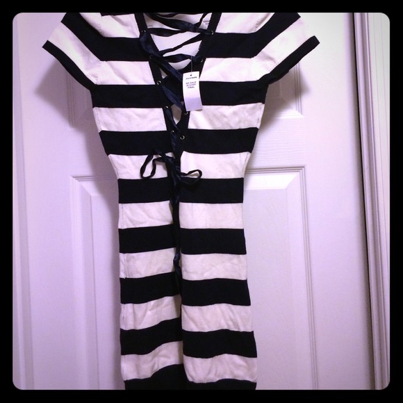 Adorable Ribbon back navy & white nautical sweater