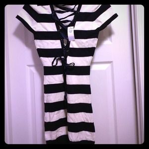 Adorable Ribbon back navy & white nautical sweater