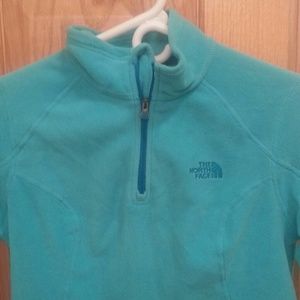 North Face pull over