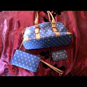 Dooney and Bourke blue handbag