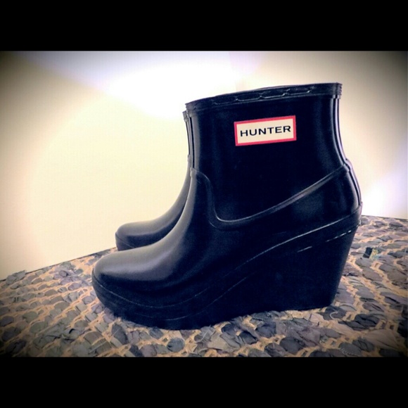 Hunter Wedge Stylish Boots