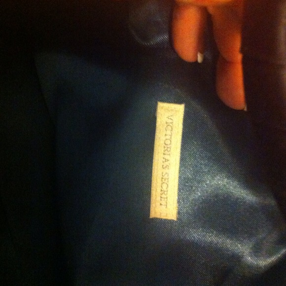 🔴SOLD🔴 Victoria's Secret blue handbag with bow. - Picture 3 of 3