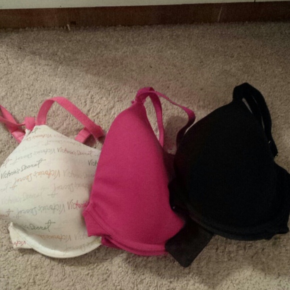 Victoria secret 36 D bras bundle