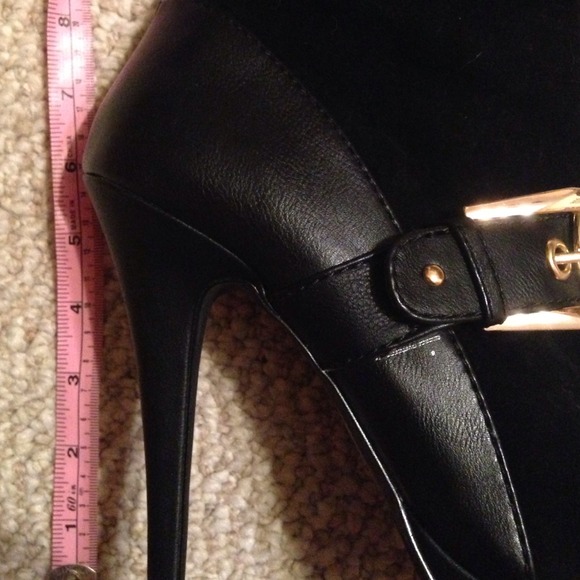 Black velvet and pleather gold buckled boot heels - Picture 3 of 4