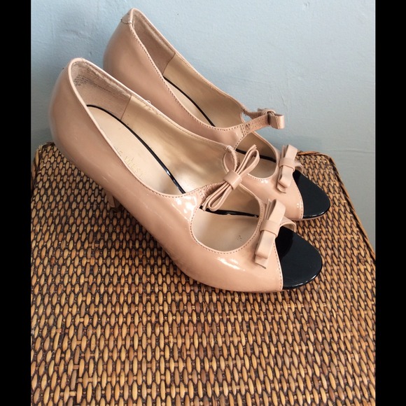 Nine West bow heels