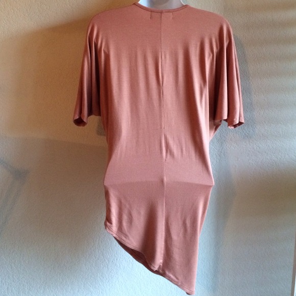 💛Karen Kane asymmetry hem Top S💛 - Picture 2 of 4