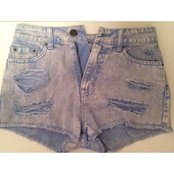 urban outfitter unworn high waister shorts