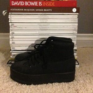 Jeffrey Campbell HOMG