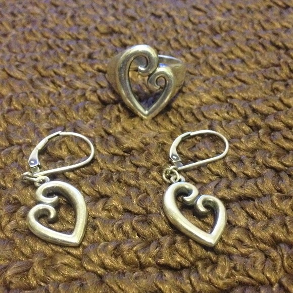 💥💥James Avery ring & earrings! 😘👌