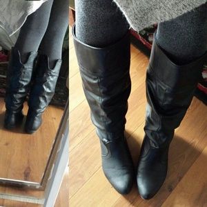 Black Mossimo boots