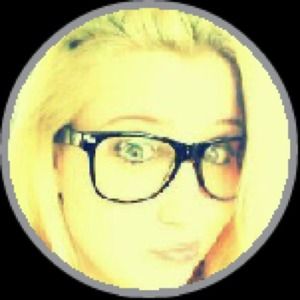 Follow my sister! @melissamae26