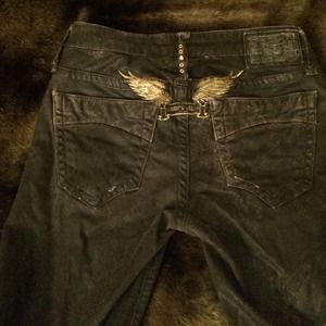 PRICE CUT-Robin's Jean - Marilyn cut- 💯Authentic