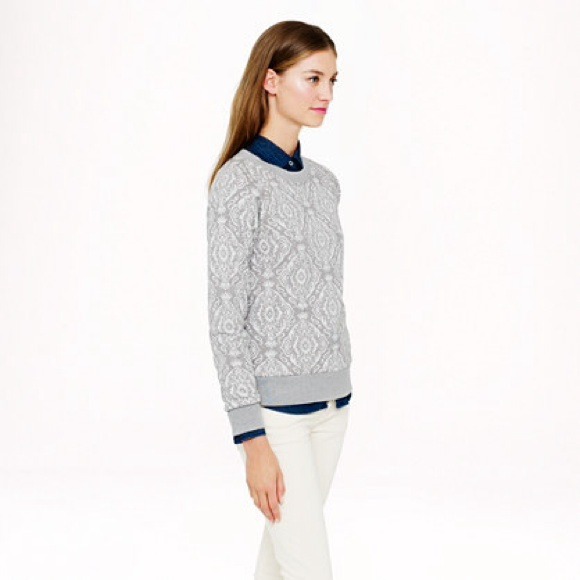 🎉2X HOST  PICK🎉J. Crew medallion sweater - Picture 2 of 4