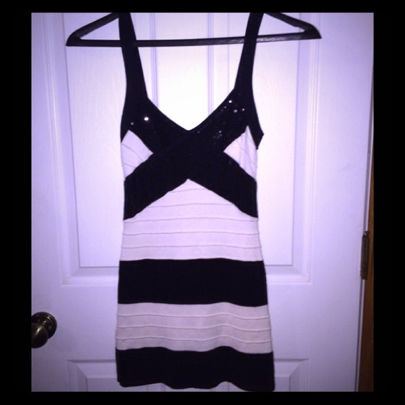 White and black bandage dress. By metro park black