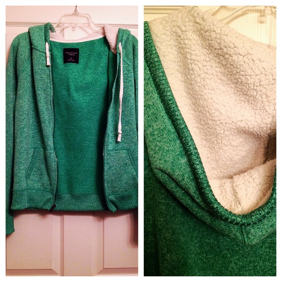 Zip up jacket - Picture 1 of 1