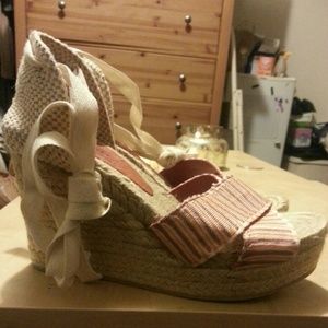 Mission Arancio tie up wedges