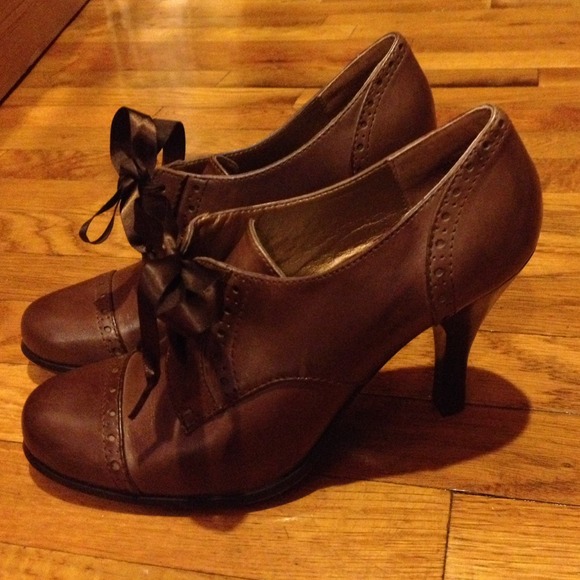 Kenneth Cole Boots - Kenneth Cole TriBeCa Brown Bootie Heels