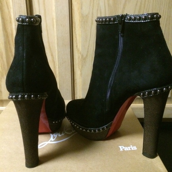 🚫SOLD🚫 Christian Louboutin booties - Picture 3 of 4
