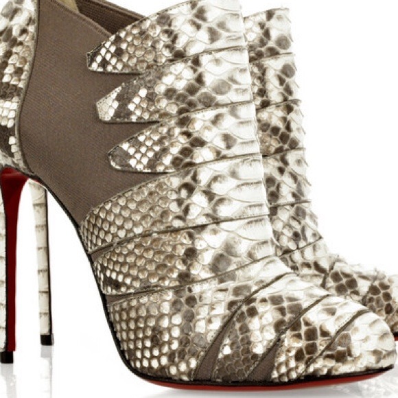 ❌❌SOLD❌❌Christian Louboutin Ankle Boots - Picture 1 of 4