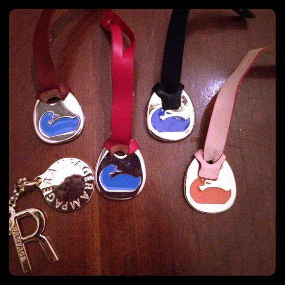 Dooney bourke leather handtag