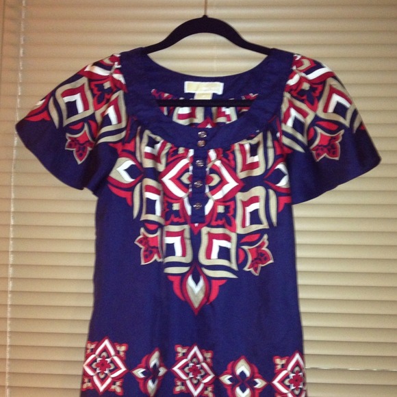 Cute tops 2 for $20 ;)