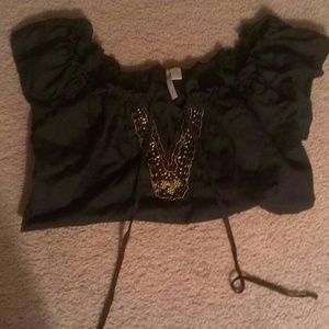 Hispanic style top