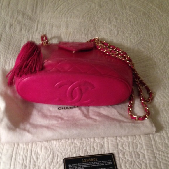 Authentic Vintage Chanel Pink Flap - Picture 2 of 6