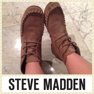 👞Steve Madden Moccasin Booties👞