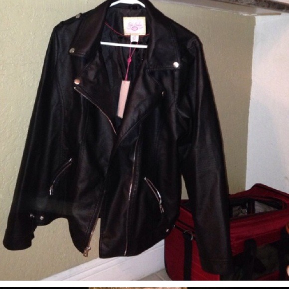 **HOLD**Motorcycle jacket, shoes, shirt, dress