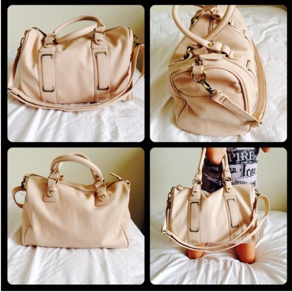 Peachy Pink handbag 🍑