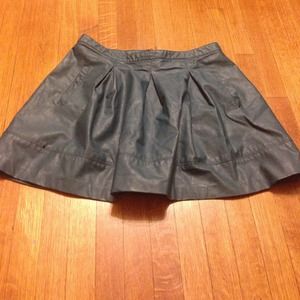Pleather pleated skirt