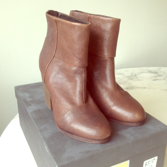 Rag and bone classic newbury booties
