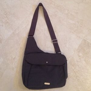 NWOT Baggallini Promenade cross body bag