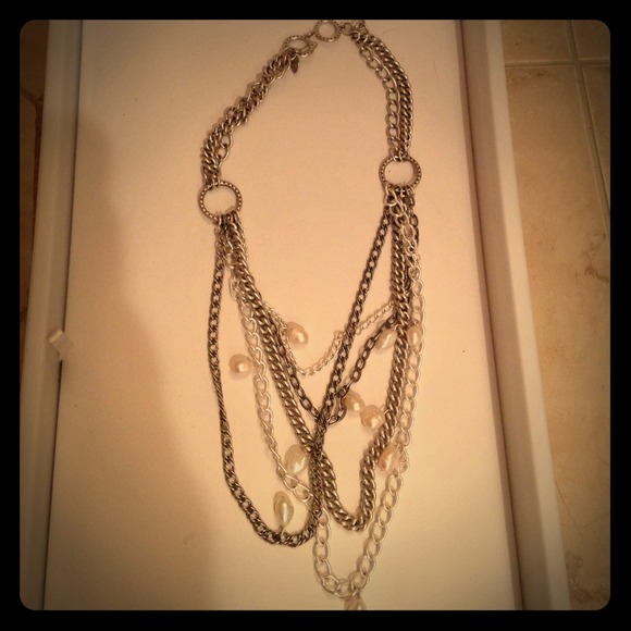 Stella and dot Avery pearls and chains