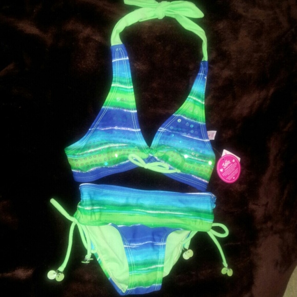 Justice Bathing Suit NWT Girls Size 6. SOLD!!!!
