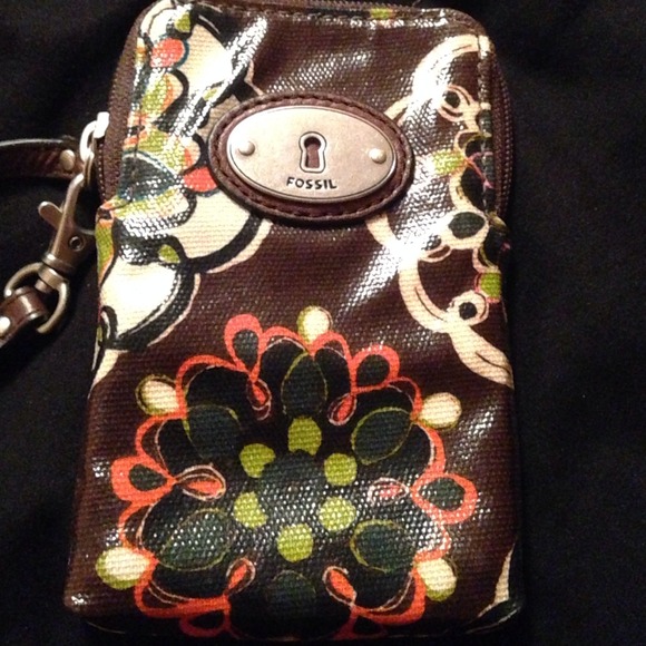 Fossil wallet! Always can hold your phone!