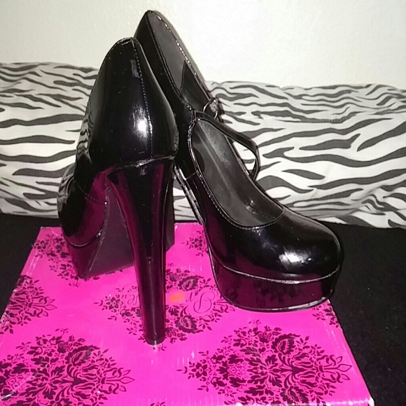 *reduced* Black Sexy DiVa high Heels - Picture 3 of 3