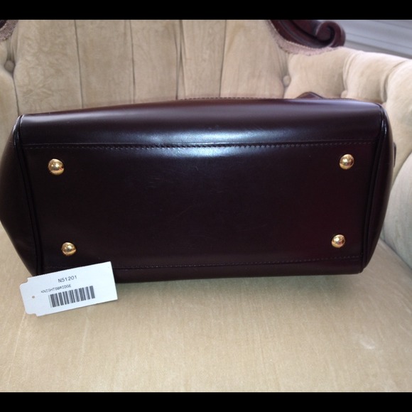 SOLD-Authentic LV Damier Ebene Knightsbridge - Picture 3 of 4